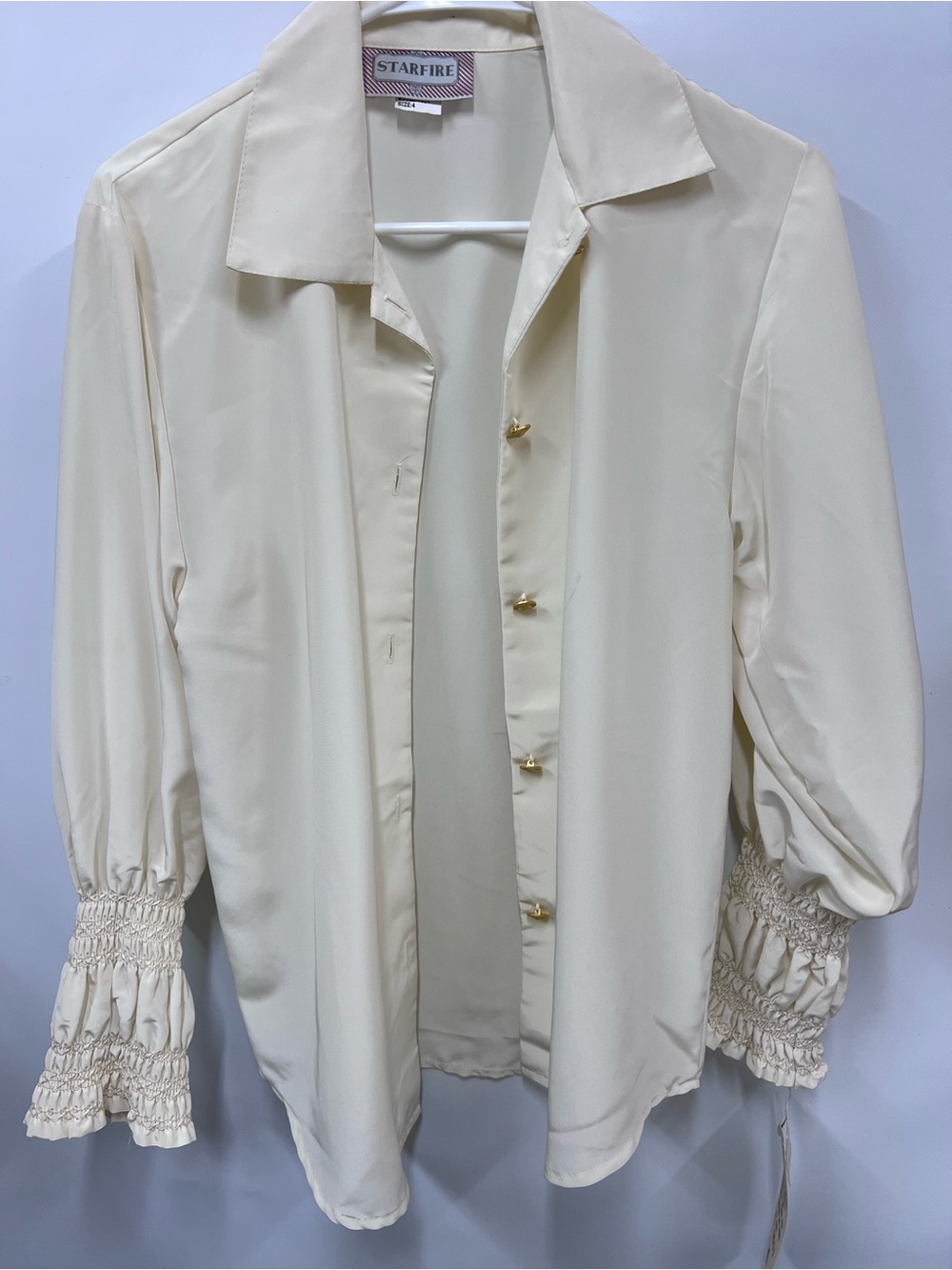 Vintage Cream Ruffle Cuff gold Button-Front Blouse pleated puff sleeves size 4